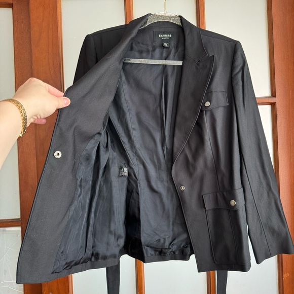 EXPRESS STRUCTURED BLAZER JACKET POCKETS STRETCHY NEW BELTED BLACK OFFICE NIGHT - Picture 7 of 9